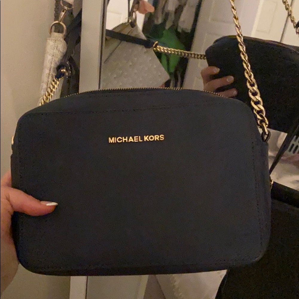 MICHEAL KORS PURSE!!!!!